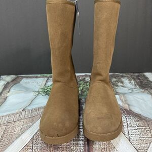 Brown tan Faux Fur Lined Boots Comfy Minimalist Warm Simple size 7 Univ Threads